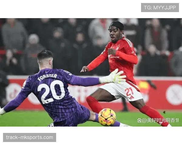 阿尤状态回暖助球队逆转取胜，英超赛场再显关键作用